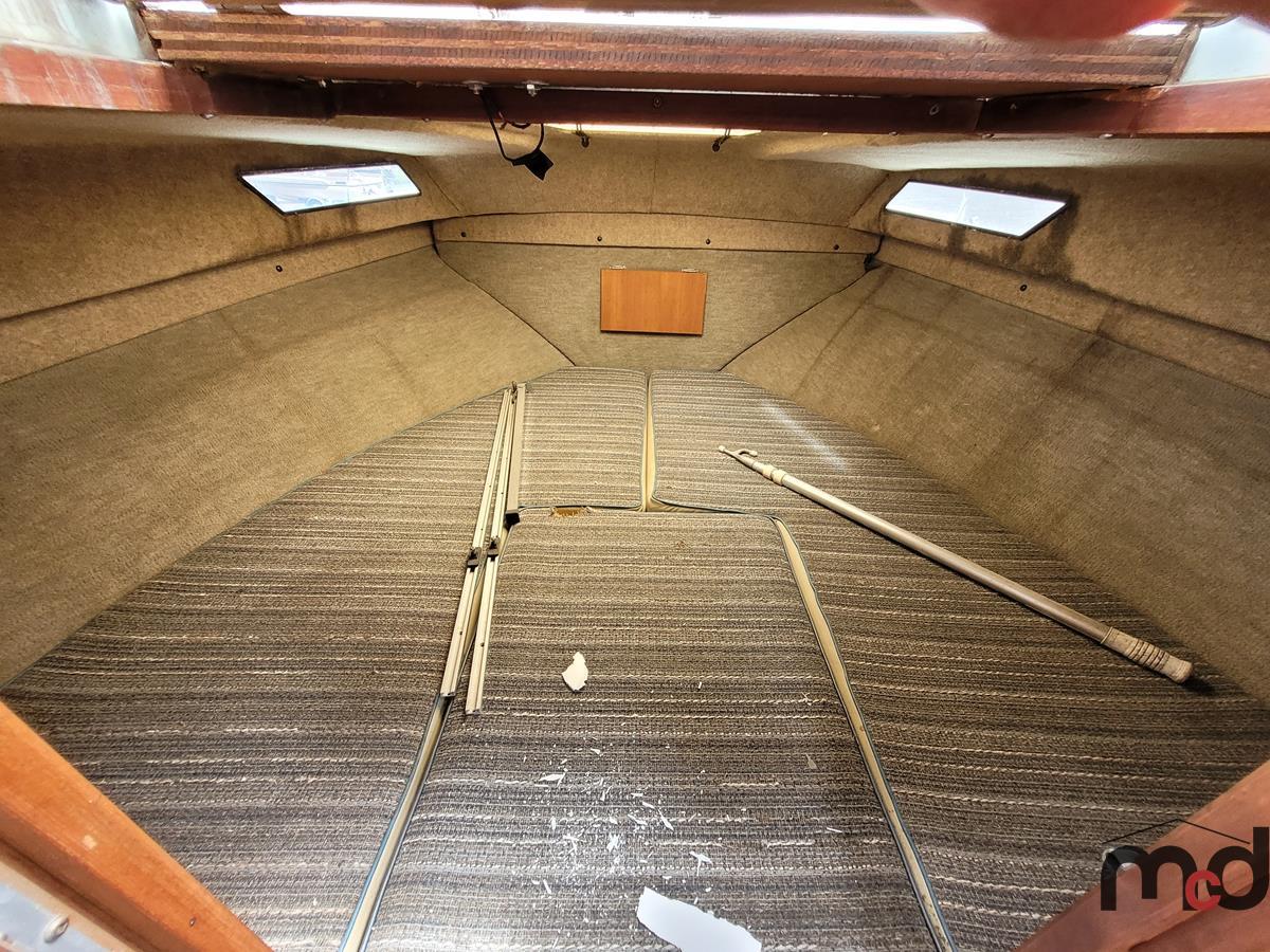 1979 Sangster 23C Cabin Cruiser Boat w/ Highliner Boat T/A Trailer (Non